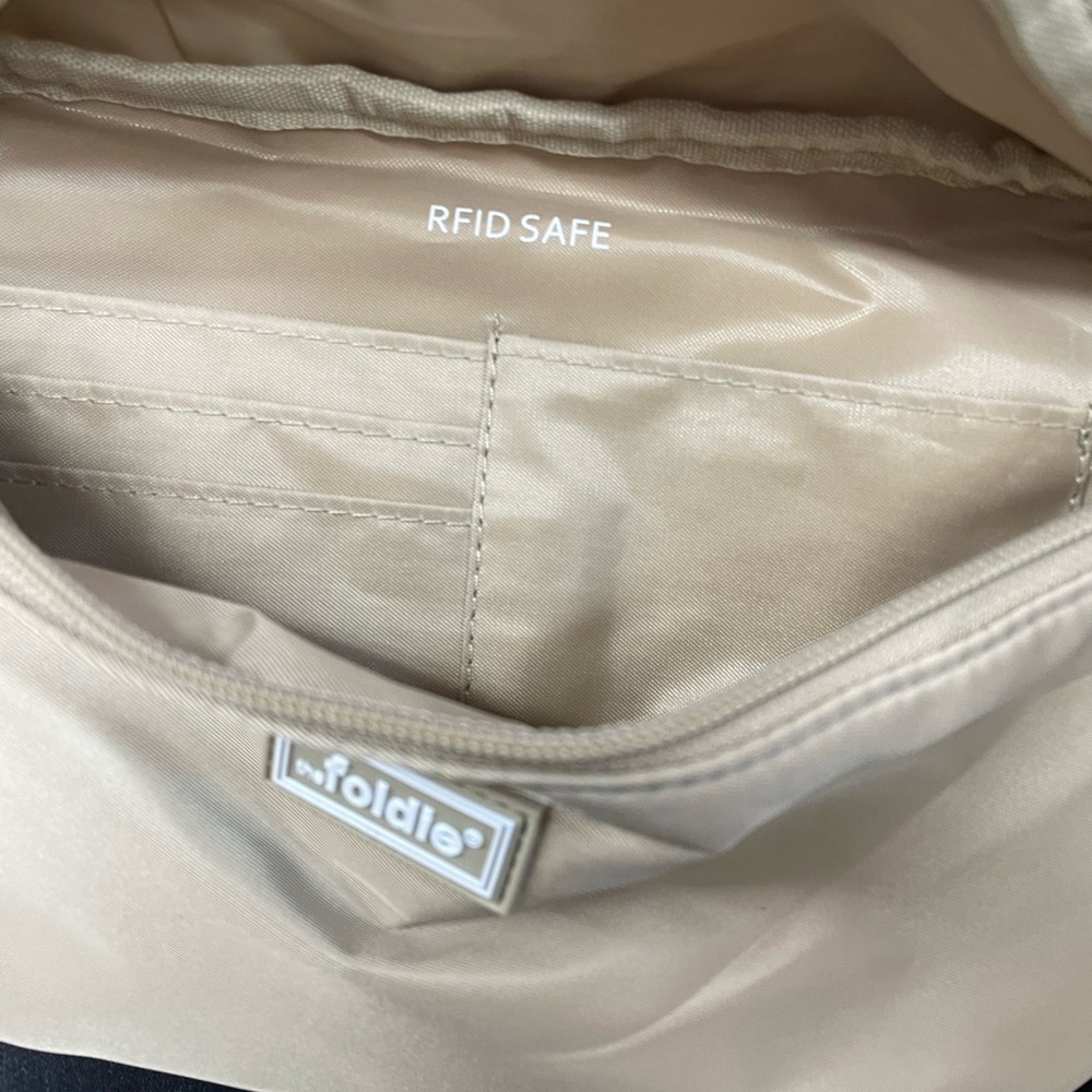 Tolale Beige Crossbody Bag - Lightweight Nylon Travel Pouch - Picture 8 of 9